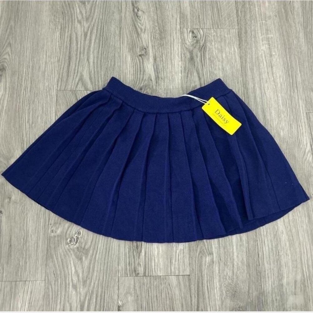 Navy blue pleated mini skirt #miniskirt